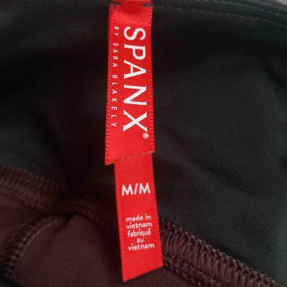 Spanx Faux Leather Leggings in Color Wine new without the tag size M - Picture 5 of 8